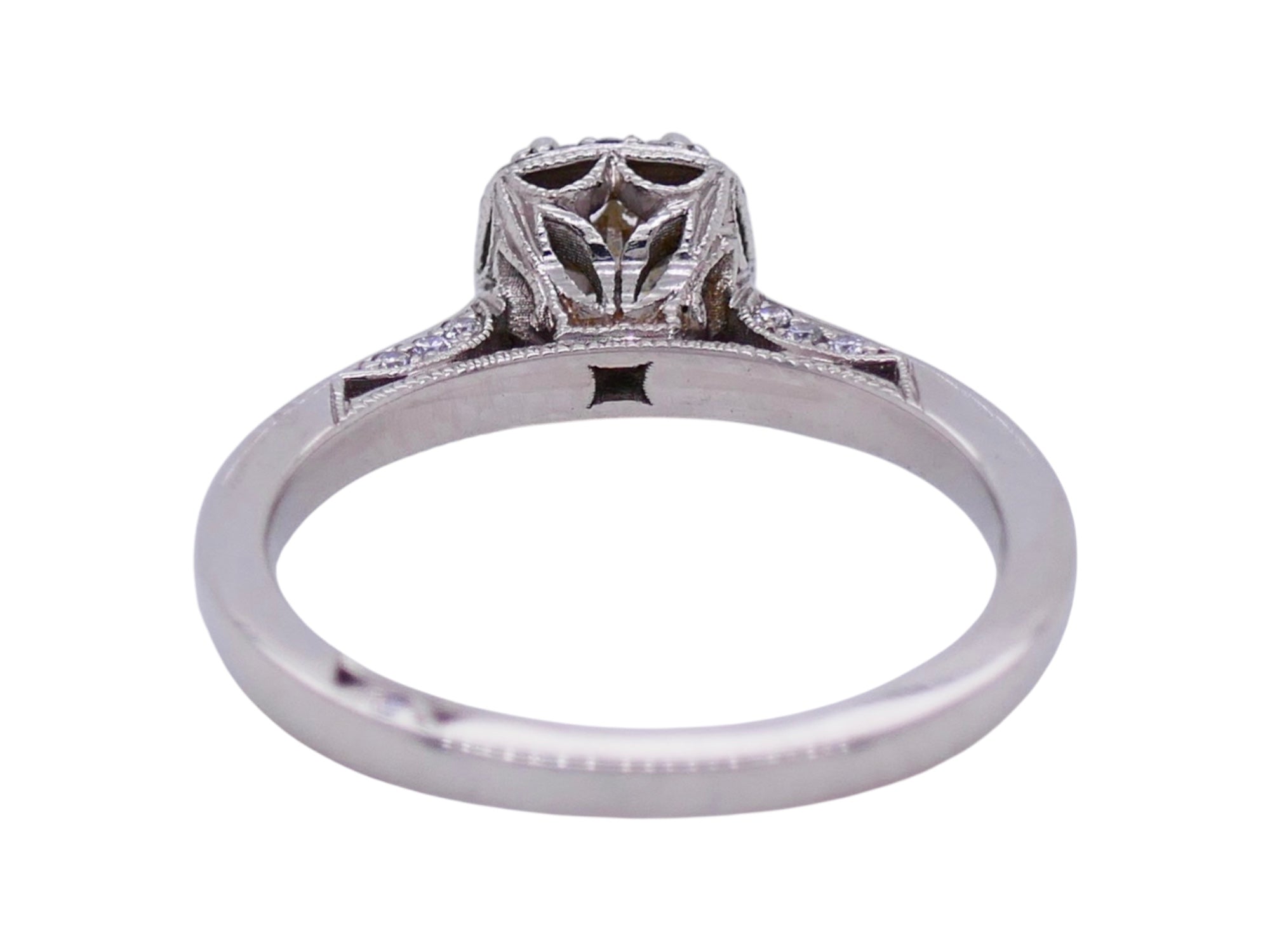 Tacori Platinum Engagement Ring 0.55 ct Diamond Size 4.25 Box & Bag Included