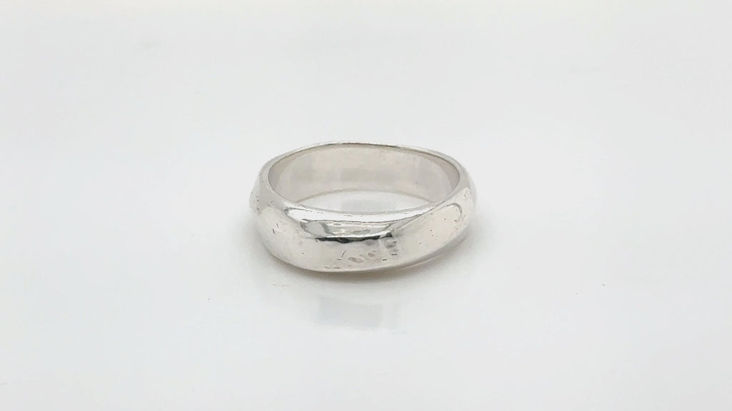 Tiffany & Co. Sterling Silver1999 Dome Twist Ring Size 5