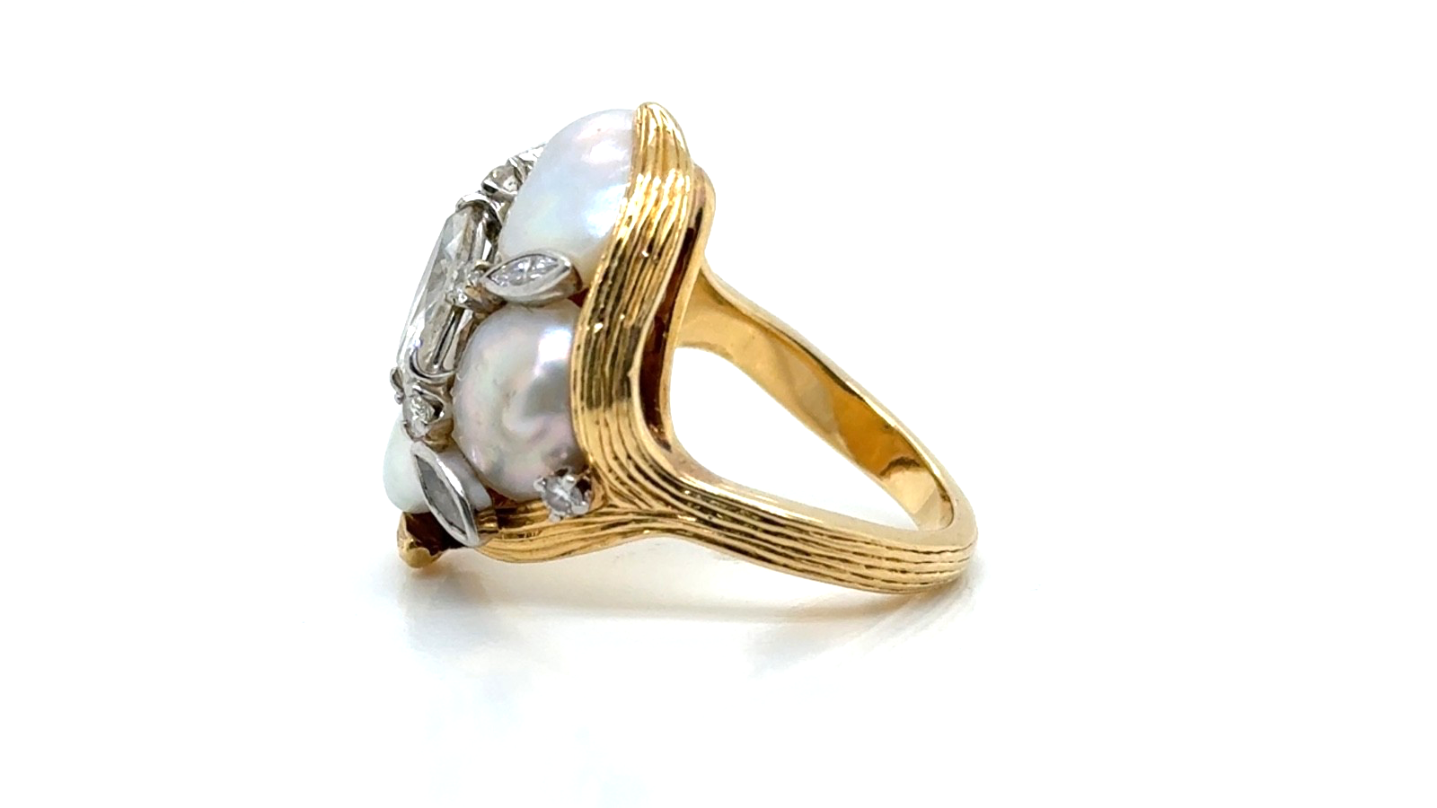Vintage 14K Gold Baroque Pearl & Diamond Cocktail Ring Size 5.25