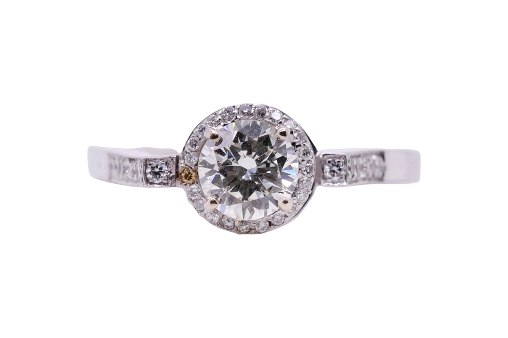 Stunning 14K White Gold Diamond Ring Size 6.5
