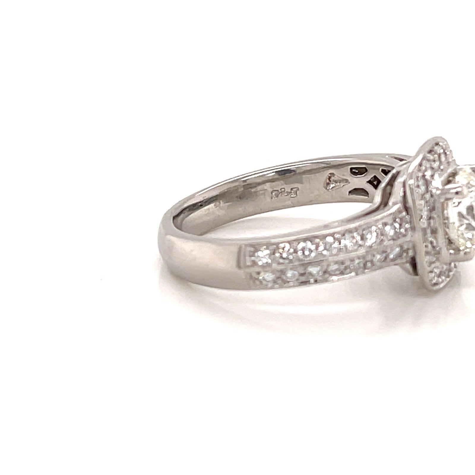 Platinum Engagement Ring with 1.0 ct H/I-VS2 Center Diamond Size 6