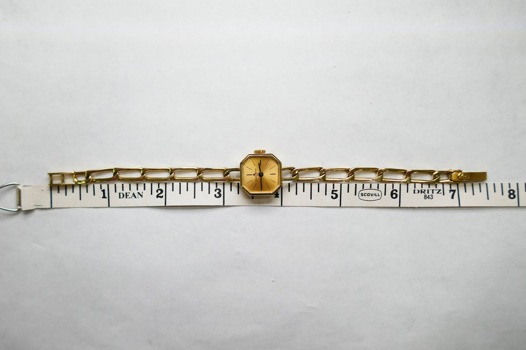Vintage Baume & Mercier Genève 14K Gold Ladies Watch Octagonal Case 7.48 in