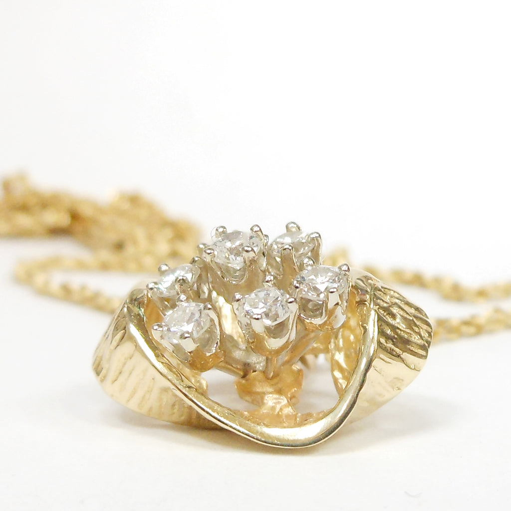Vintage 14K Gold 0.70 ctw VS Diamond Cluster Pendant Necklace