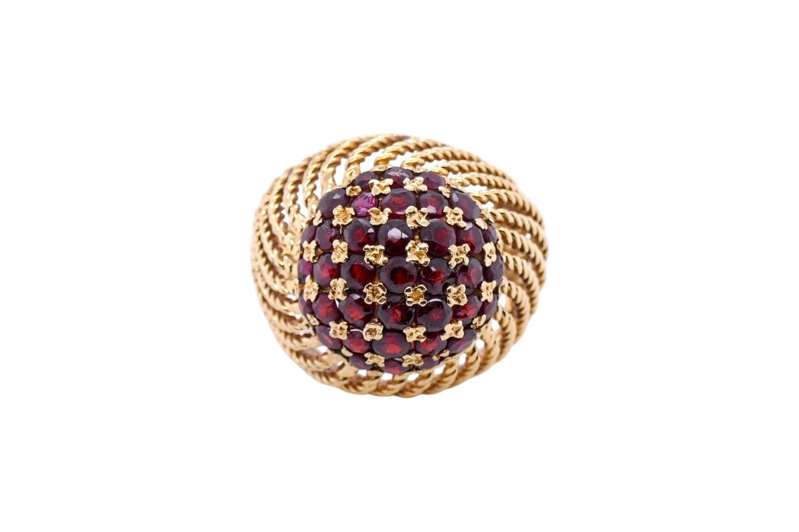 Vintage 18K Yellow Gold Garnet Dome Cocktail Ring Size 4
