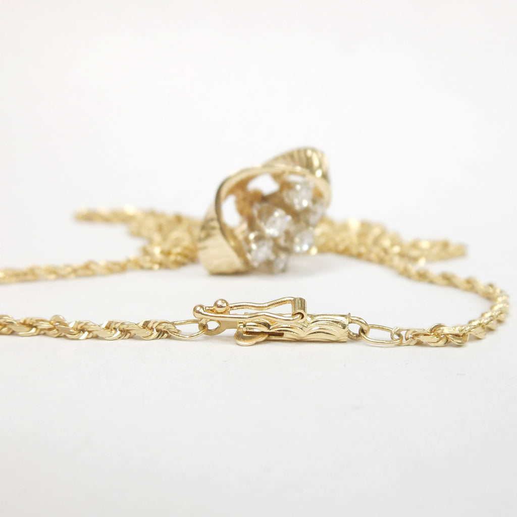 Vintage 14K Gold 0.70 ctw VS Diamond Cluster Pendant Necklace