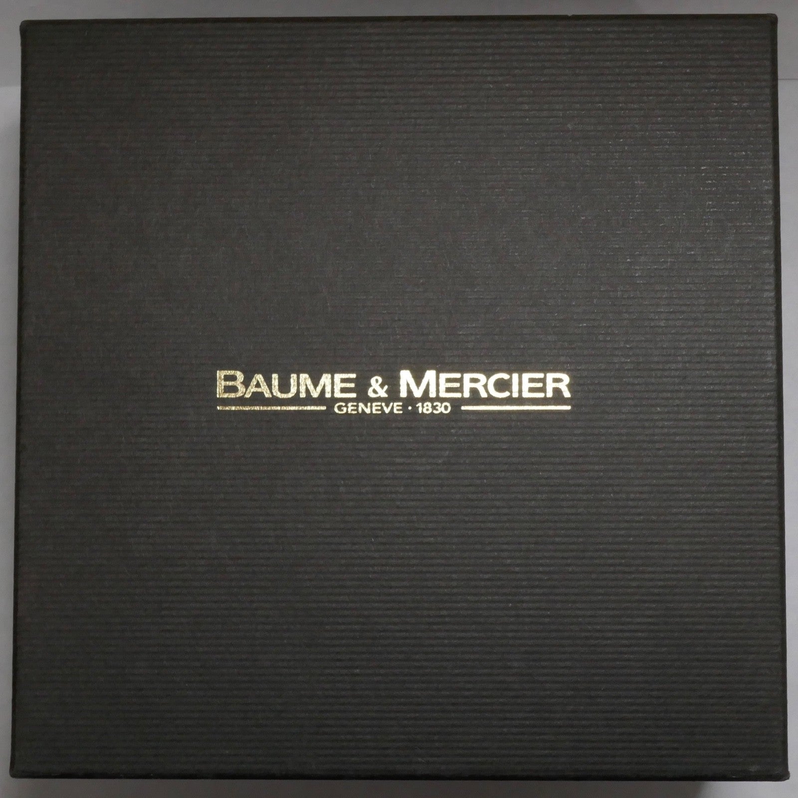 Baume & Mercier Geneve 1830 18K Solid Yellow Gold Women's Watch & Original Boxes