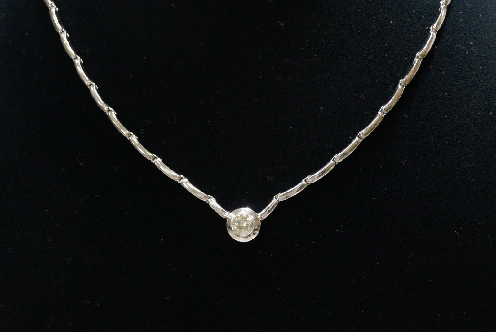 14K White Gold Diamond Necklace Modern Bezel-Set Design