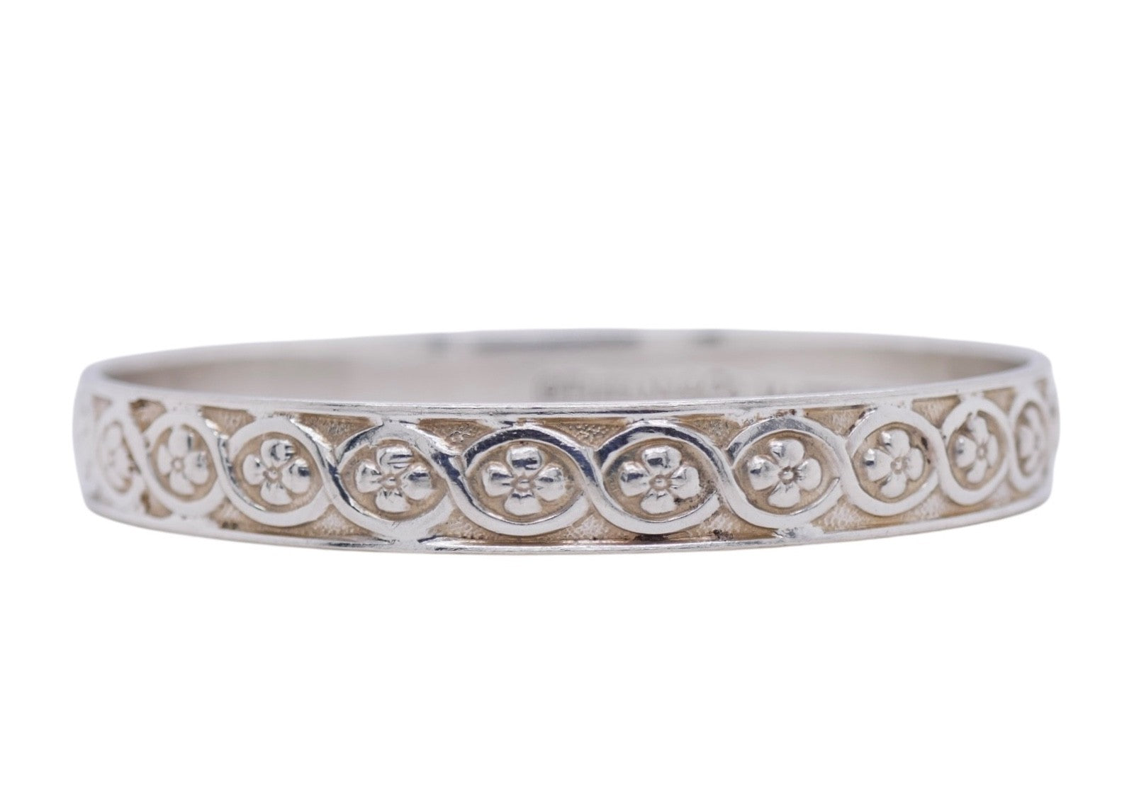 Tiffany & Co. Makers Floral Wave Sterling Silver Bangle 7.5 In with Pouch & Box