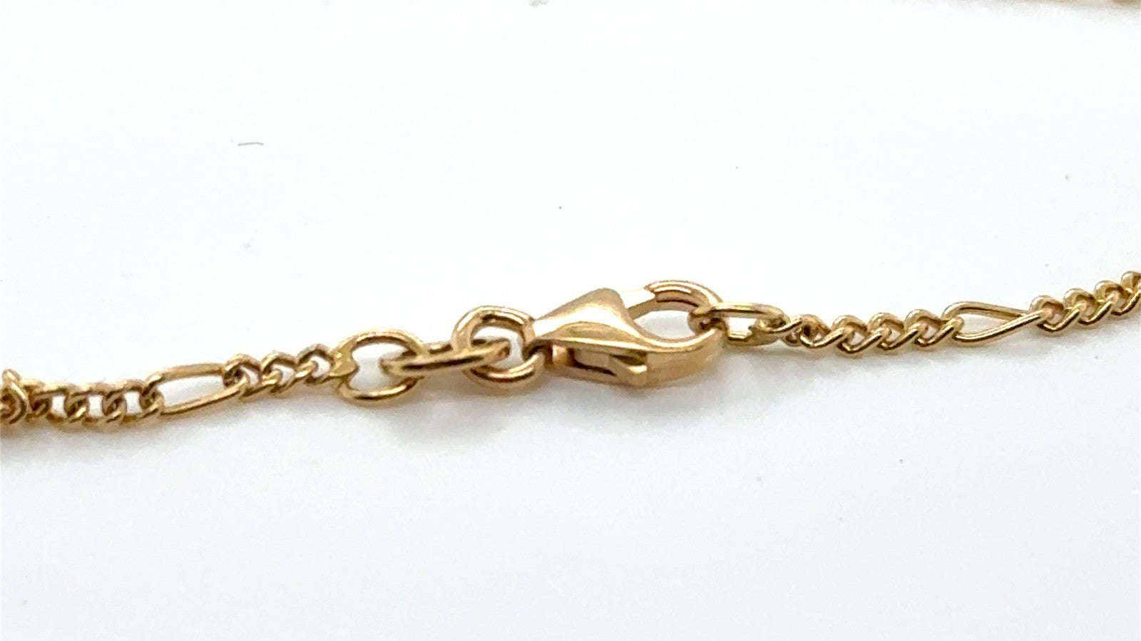 18K Gold Mouawad Arabic Calligraphy Pendant Necklace – Diamond Accents