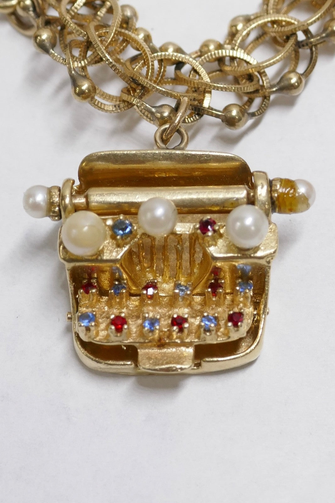 Vintage 14K Gold Charm Bracelet with 8 Large Charms