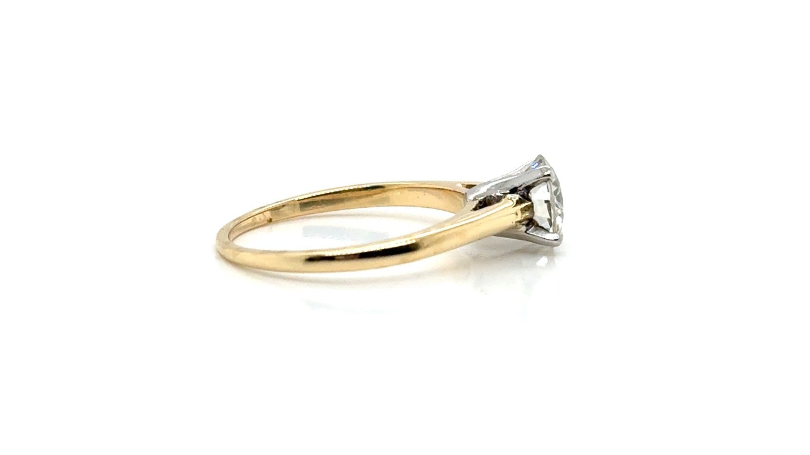 Vintage 18k Gold & Platinum Diamond Solitaire Ring
